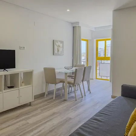 #150 Da Rocha Nearby Appartement