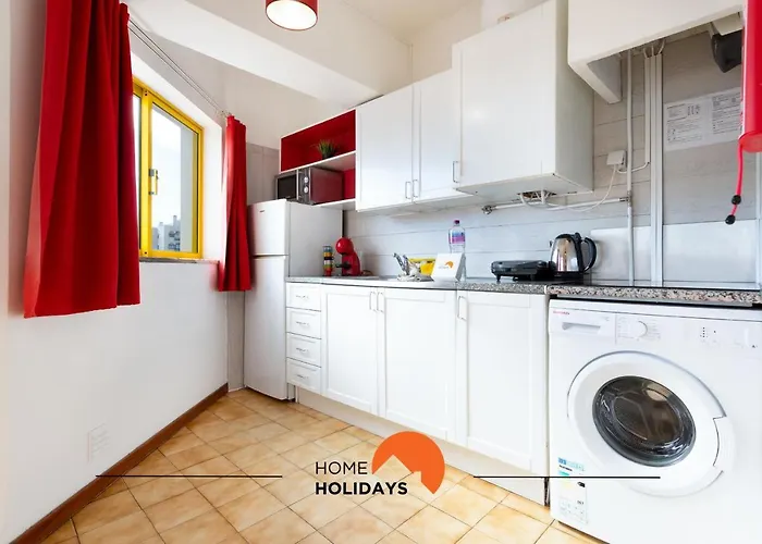 #150 Da Rocha By Holidays Apartment